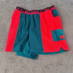 Mens NIKE Dri-Fit Sport Clash Reversible Shorts 7" Teal Blue Pink Size Large
